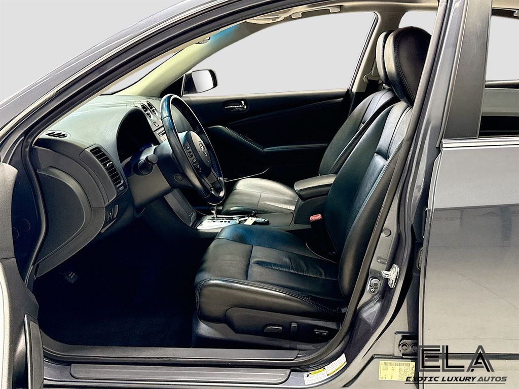 2012 Nissan Altima 4dr Sedan V6 CVT 3.5 SR - 22982127 - 20