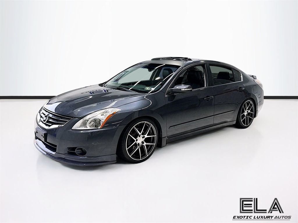 2012 Nissan Altima 4dr Sedan V6 CVT 3.5 SR - 22982127 - 3