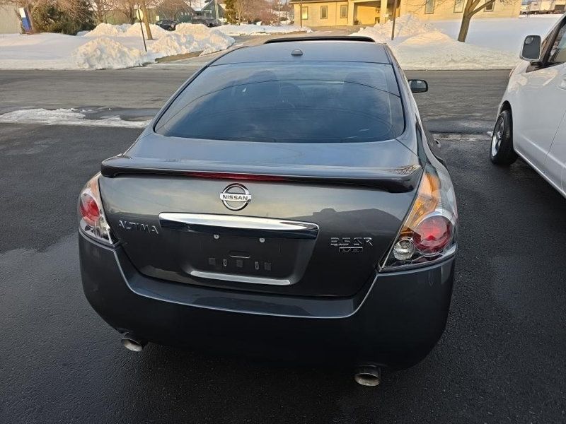 2012 Nissan Altima 4dr Sedan V6 CVT 3.5 SR - 22982127 - 5