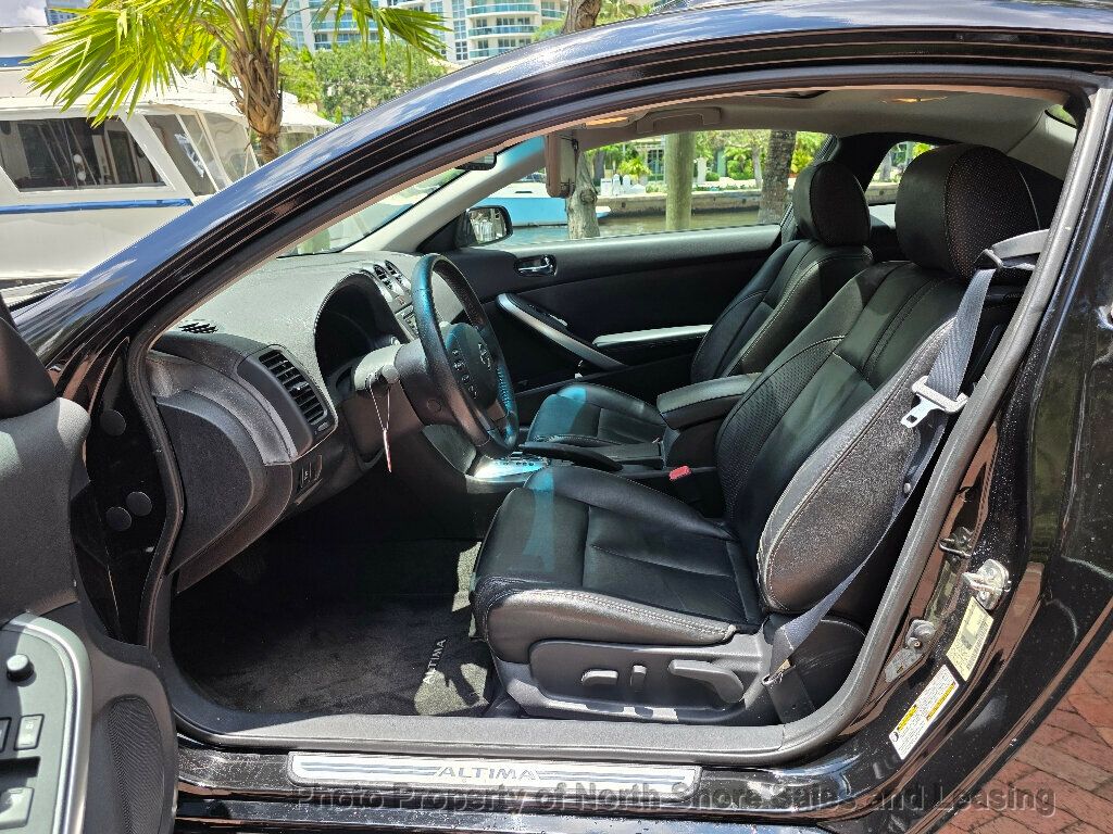 2012 Nissan Altima Sports Coupe - 23027512 - 30
