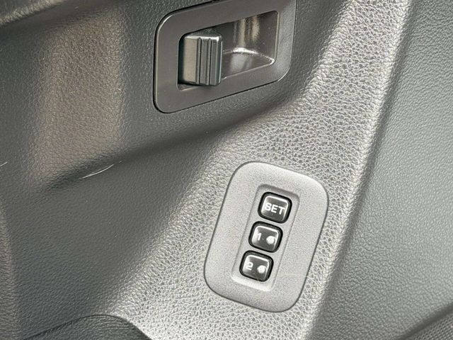 2012 Nissan Armada 4WD 4dr Platinum - 23018671 - 18