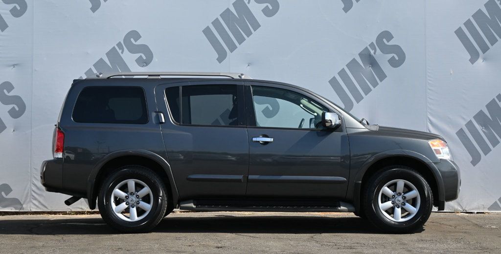Nissan Armada photo 4