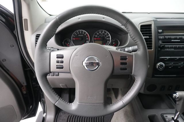 2012 Nissan Frontier 2WD Crew Cab SWB Automatic SL - 22925424 - 13