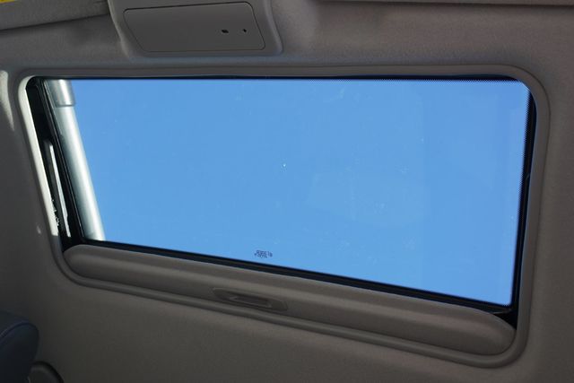 2012 Nissan Frontier 2WD Crew Cab SWB Automatic SL - 22925424 - 15