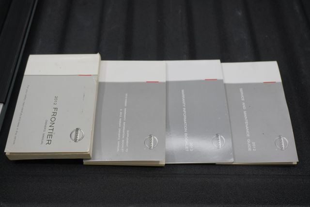 2012 Nissan Frontier 2WD Crew Cab SWB Automatic SL - 22925424 - 22