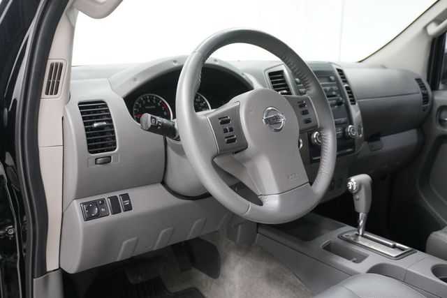 2012 Nissan Frontier 2WD Crew Cab SWB Automatic SL - 22925424 - 7