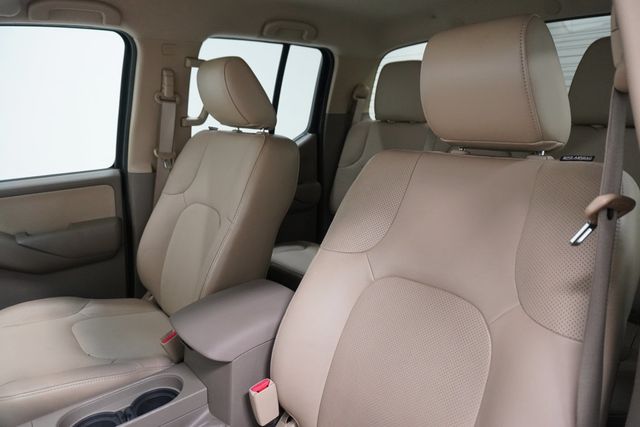 2012 Nissan Frontier 2WD Crew Cab SWB Automatic SL - 23006096 - 9