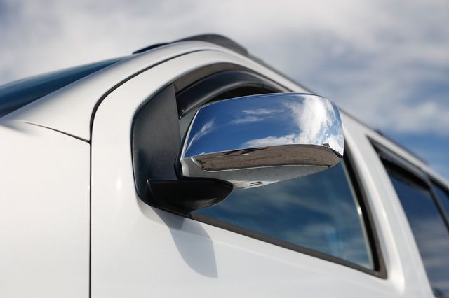 2012 Nissan Frontier 2WD Crew Cab SWB Automatic SL - 22972677 - 37