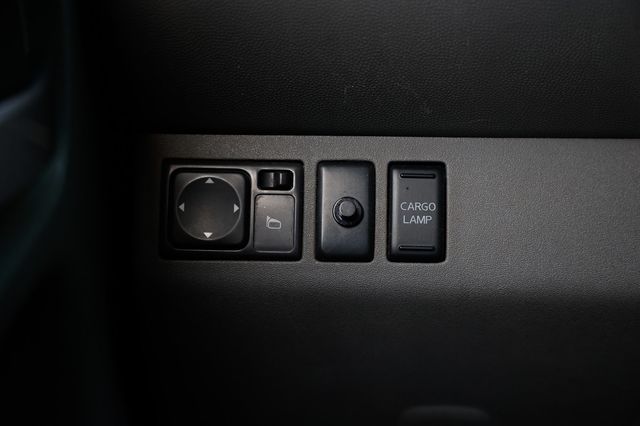 2012 Nissan Frontier 2WD Crew Cab SWB Automatic SL - 22972677 - 45