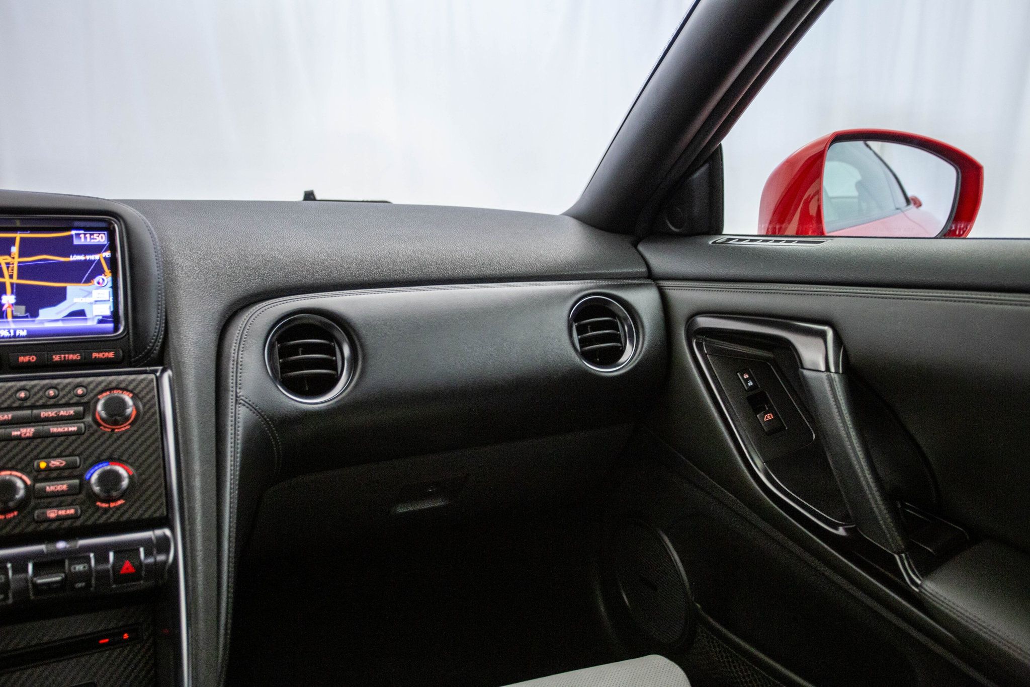 2012 Nissan GT-R Premium photo 6