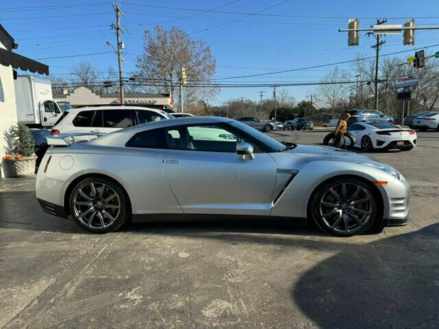 2012 Nissan GT-R LocalTrade/Premium/MSRP$94830/HeatedLeatherSeats/NAV - 22736673 - 5