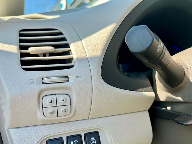 2012 Nissan Leaf  - 23002200 - 17