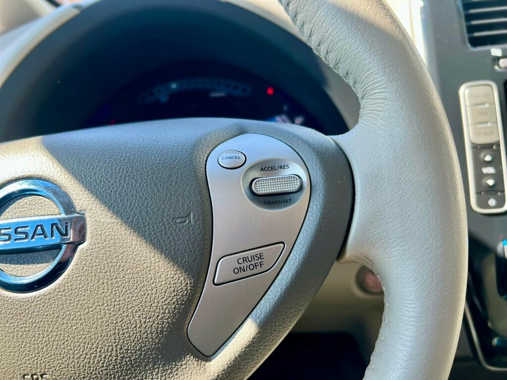 2012 Nissan Leaf  - 23002200 - 19