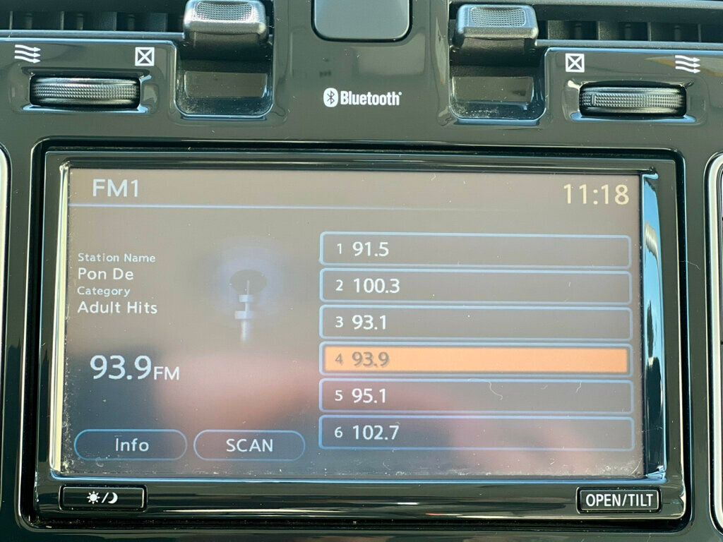 2012 Nissan Leaf  - 23002200 - 23