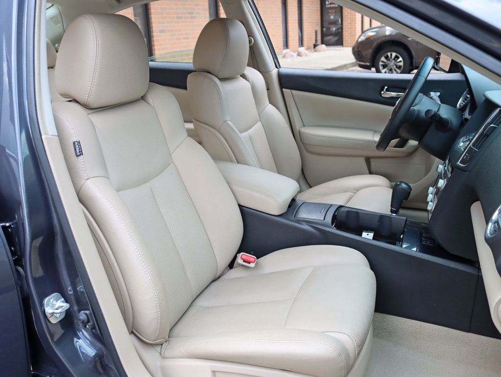 2012 Nissan Maxima 4dr Sedan V6 CVT 3.5 SV - 22884900 - 18