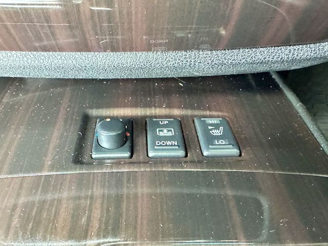 2012 Nissan Maxima 4dr Sedan V6 CVT 3.5 SV - 23091481 - 30