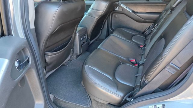 2012 Nissan Pathfinder  - 22987486 - 39