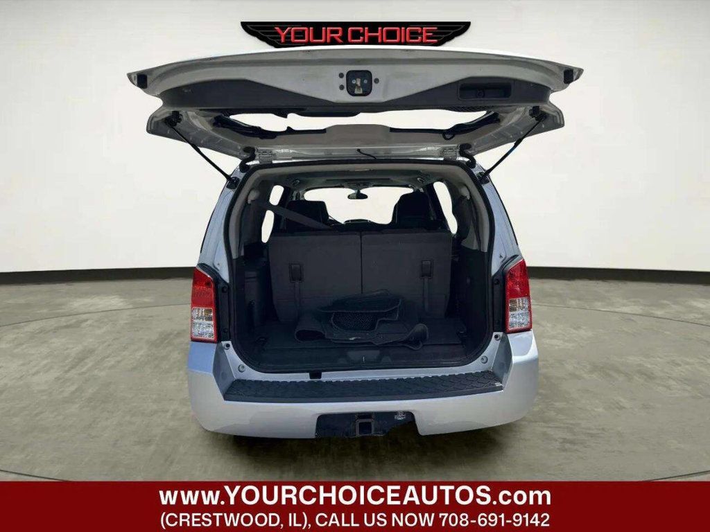 2012 Nissan Pathfinder 4WD 4dr V6 Silver Edition - 23041910 - 9