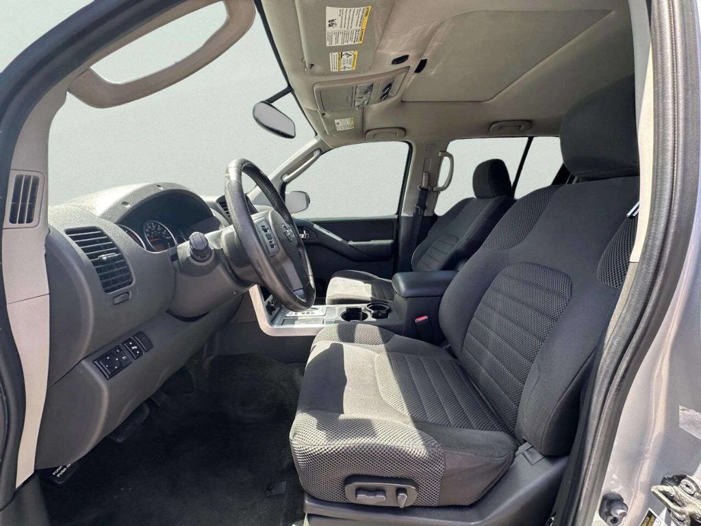 2012 Nissan Pathfinder 4WD 4dr V6 Silver Edition - 23041910 - 14