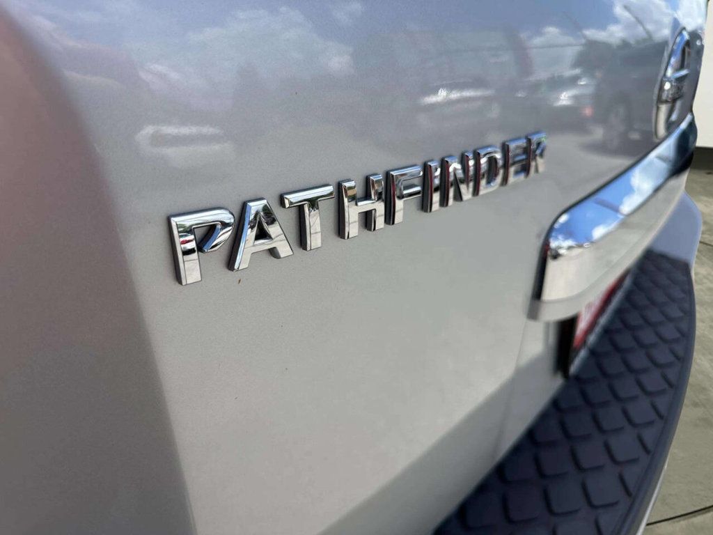 2012 Nissan Pathfinder 4WD 4dr V6 Silver Edition - 23041910 - 8