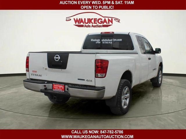 2012 Nissan Titan 4WD King Cab SWB S - 22980655 - 3