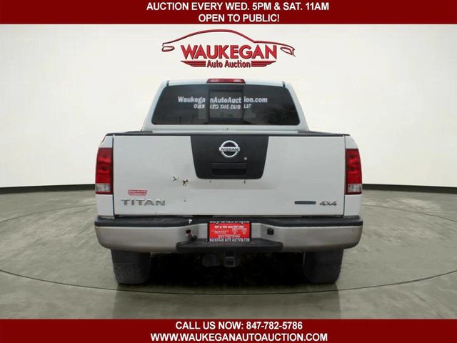 2012 Nissan Titan 4WD King Cab SWB S - 22980655 - 4