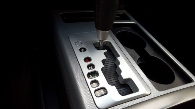 2012 Nissan Titan PRO-4X Crew Cab 4WD - 18237845 - 21