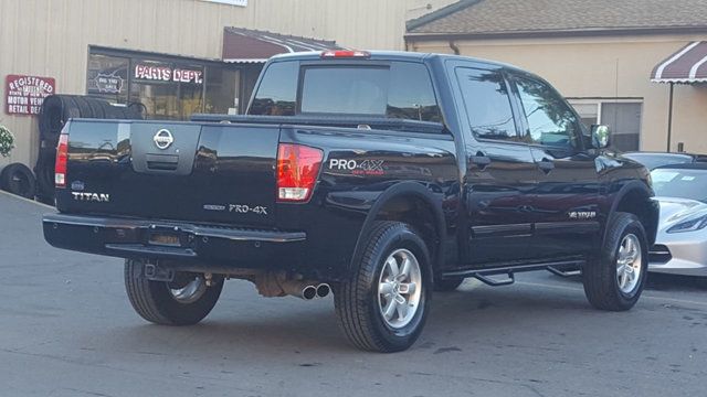 2012 Nissan Titan PRO-4X Crew Cab 4WD - 18237845 - 4