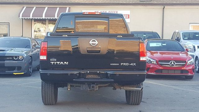 2012 Nissan Titan PRO-4X Crew Cab 4WD - 18237845 - 5
