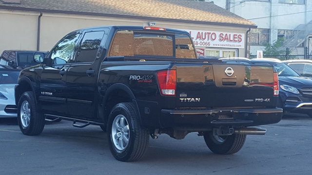 2012 Nissan Titan PRO-4X Crew Cab 4WD - 18237845 - 6