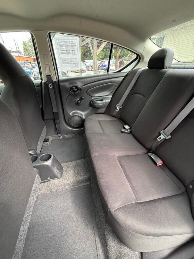 2012 Nissan Versa 4dr Sedan CVT 1.6 SV - 22925084 - 8