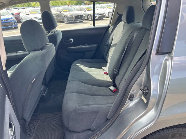 2012 Nissan Versa 5dr Hatchback Automatic 1.8 S - 23013401 - 6