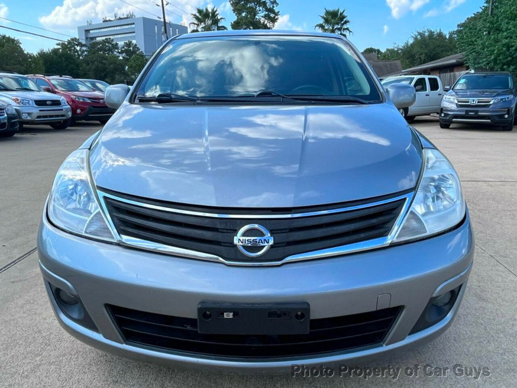 2012 Nissan Versa 5dr Hatchback CVT 1.8 SL - 22085219 - 1