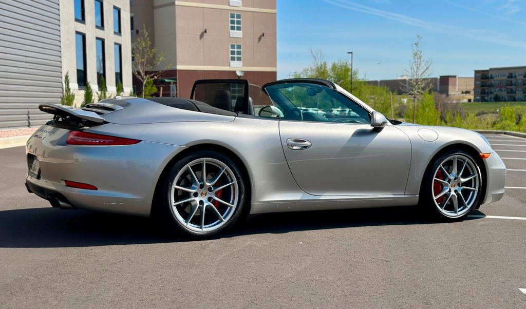 2012 Porsche 911 S photo 11