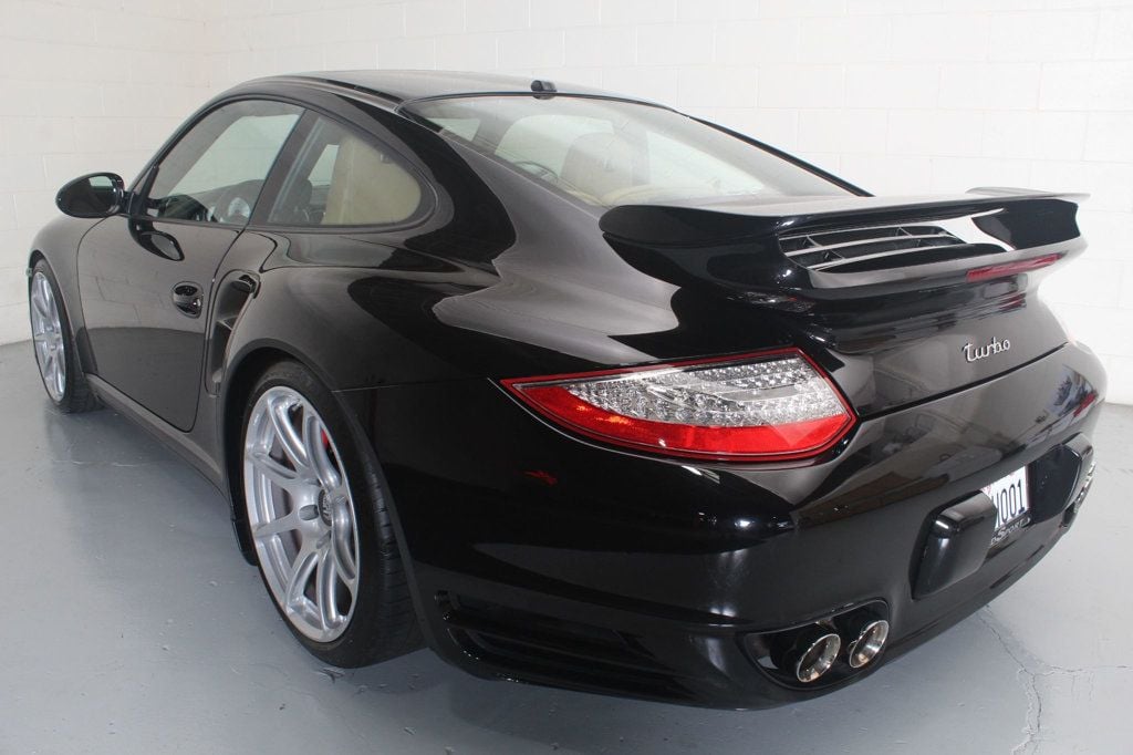 2012 Porsche 911 Turbo photo 14