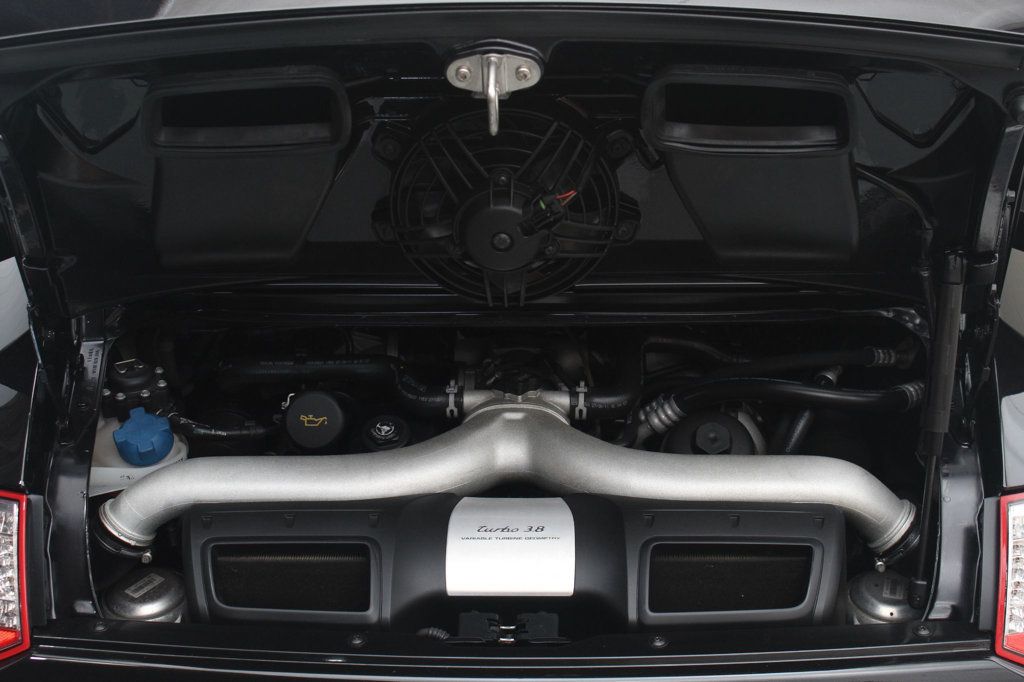 2012 Porsche 911 Turbo photo 8
