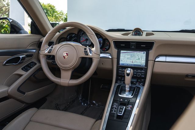 2012 Porsche 911 Carrera S - 22976516 - 19