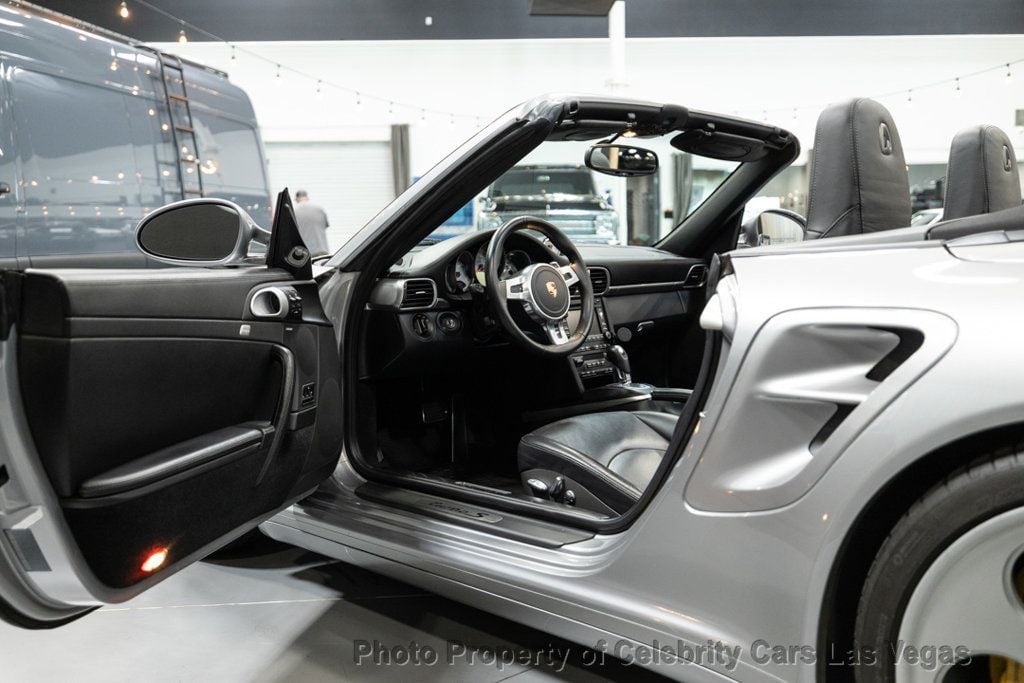 2012 Porsche 911 Turbo S Cabriolet photo 2