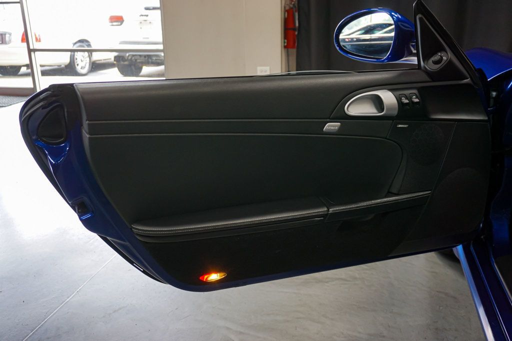2012 Porsche Boxster S photo 26