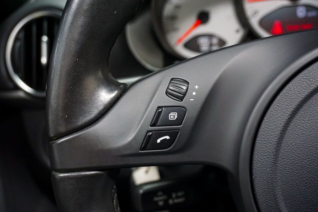 2012 Porsche Boxster S photo 63