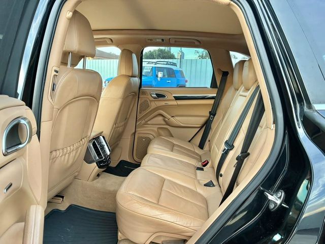 2012 Porsche Cayenne AWD 4dr S - 23094140 - 11