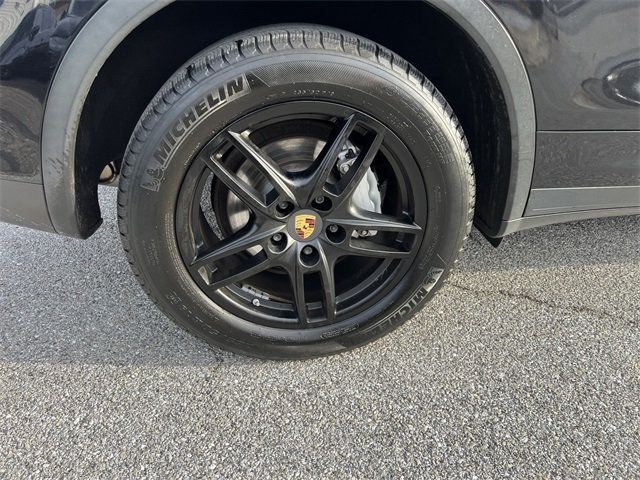 2012 Porsche Cayenne AWD 4dr S - 22959450 - 19