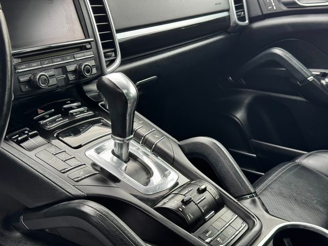 2012 Porsche Cayenne AWD 4dr S - 22911190 - 10