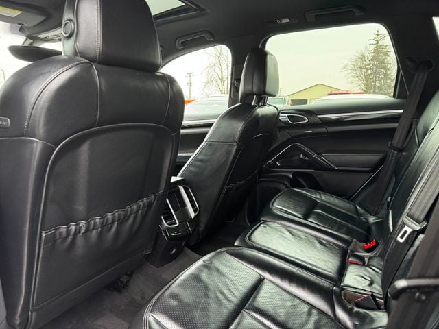 2012 Porsche Cayenne AWD 4dr S - 22911190 - 13