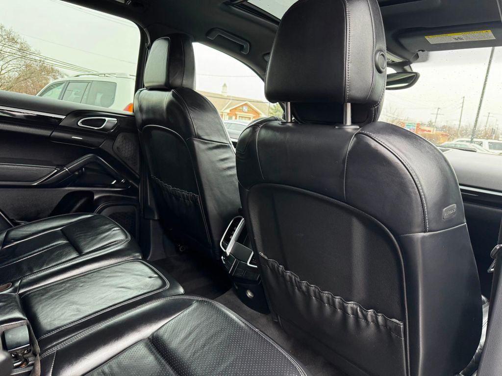 2012 Porsche Cayenne AWD 4dr S - 22911190 - 15