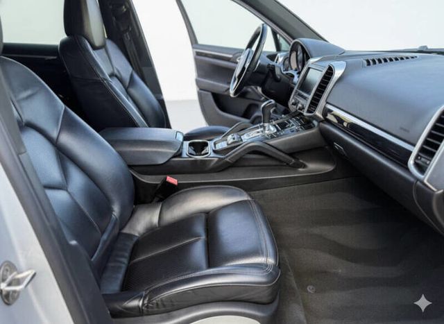 2012 Porsche Cayenne AWD 4dr S - 22911190 - 11