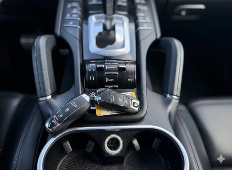 2012 Porsche Cayenne AWD 4dr S - 22911190 - 16