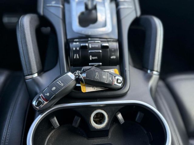 2012 Porsche Cayenne AWD 4dr S - 22911190 - 19