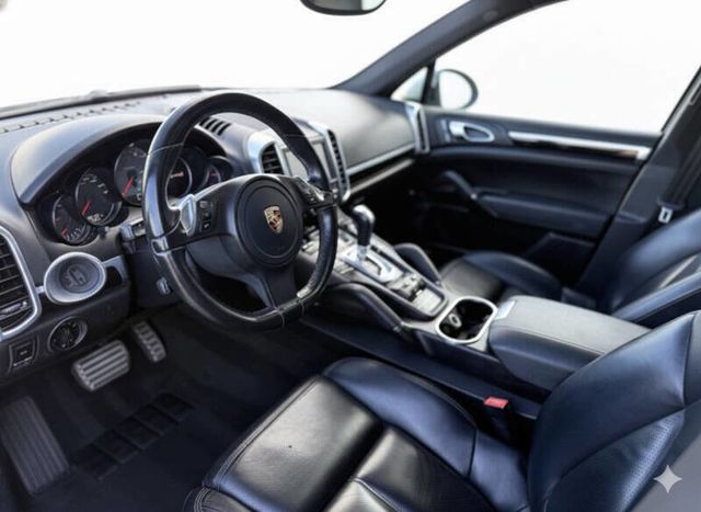 2012 Porsche Cayenne AWD 4dr S - 22911190 - 8