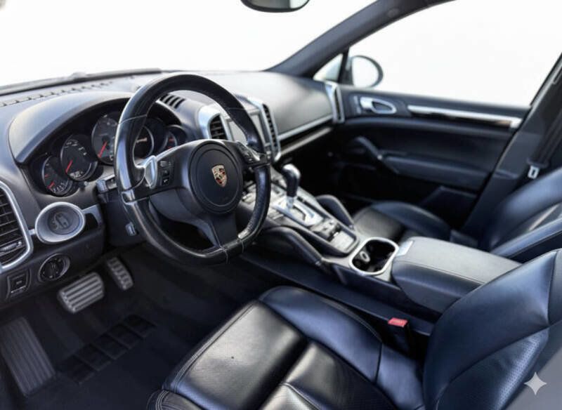 2012 Porsche Cayenne AWD 4dr S - 22911190 - 8